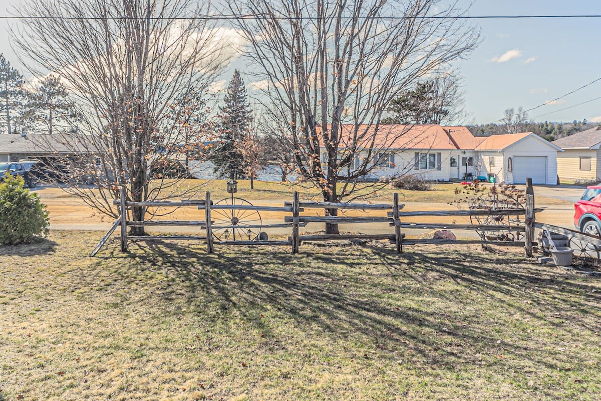 3-bedroom house near Algonquin