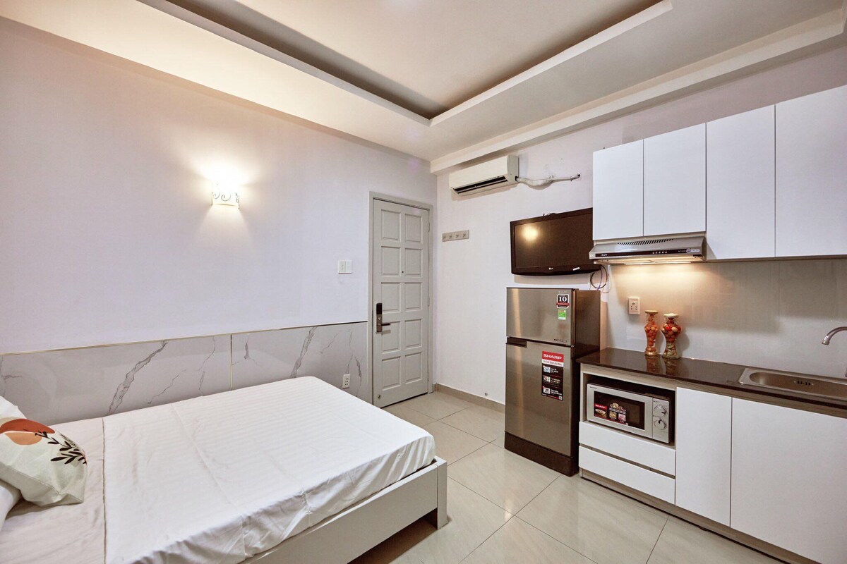 舒适的公寓单间公寓| Tan Binh |距离机场7分钟