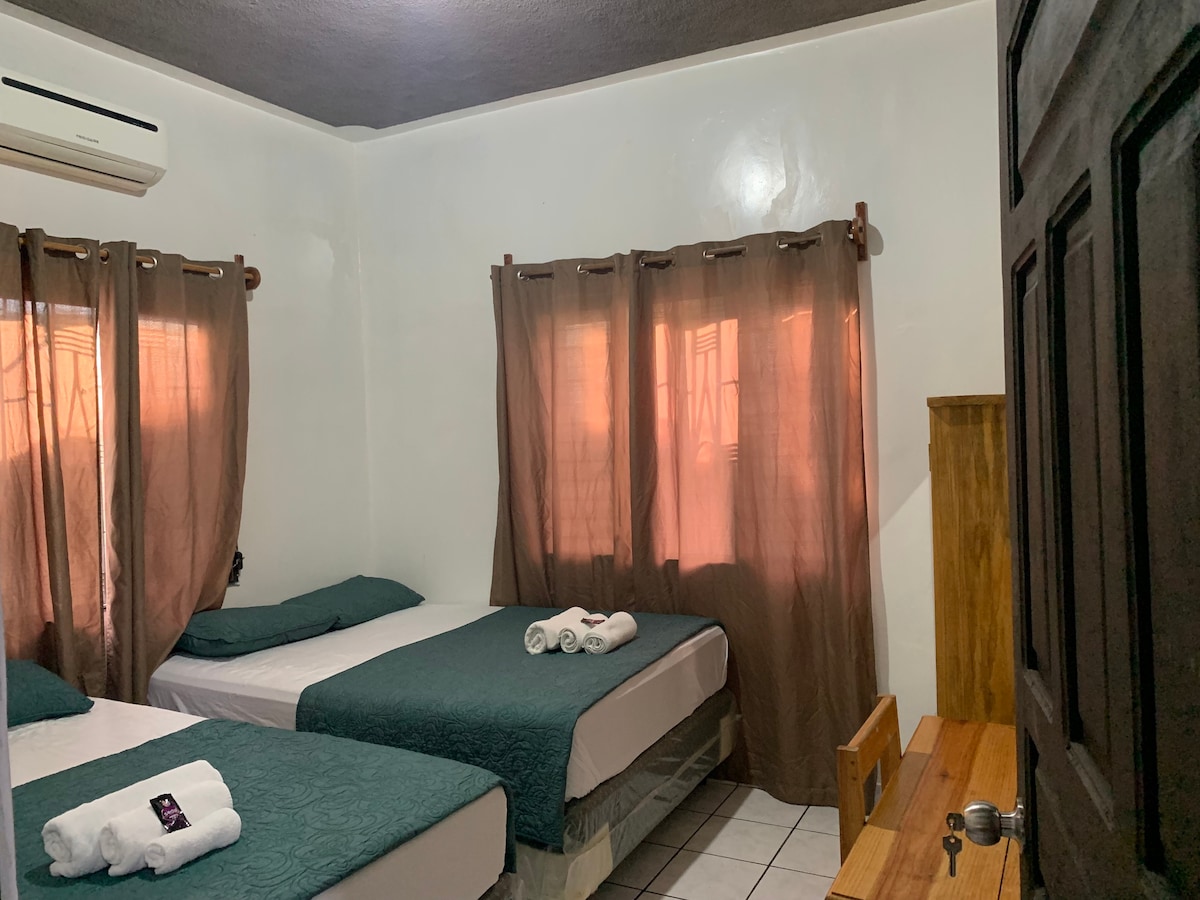 Comayagua房源， 3间卧室、2个卫生间