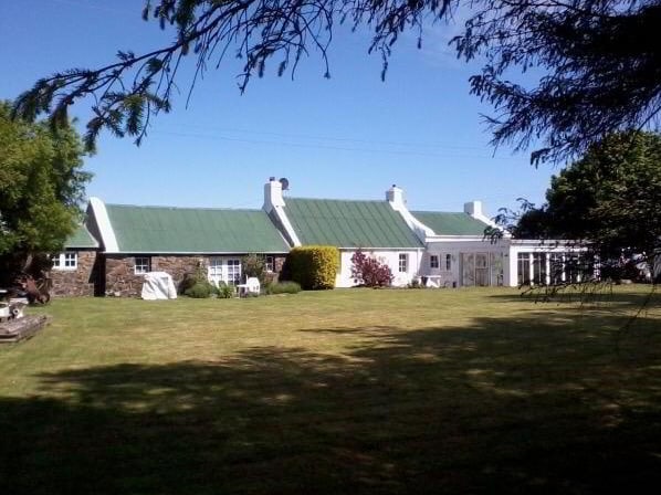 Robin's Rest: 200-Year-Old Castlerock Schoolhouse