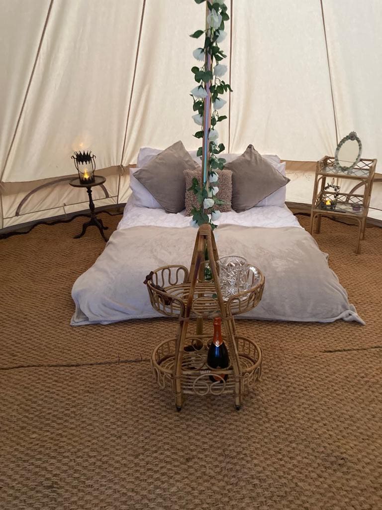 Superb, exclusive, Bell Tent, uninterrupted view.