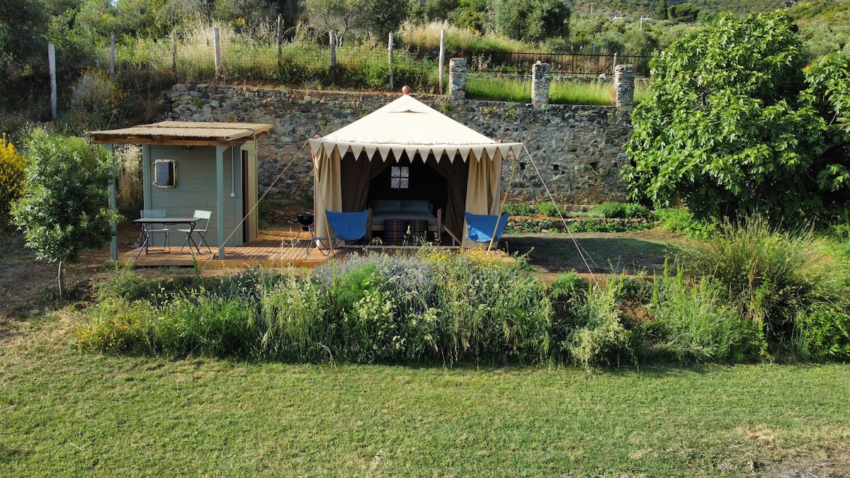 Le Lagore ， Safari Tent Glamping体验