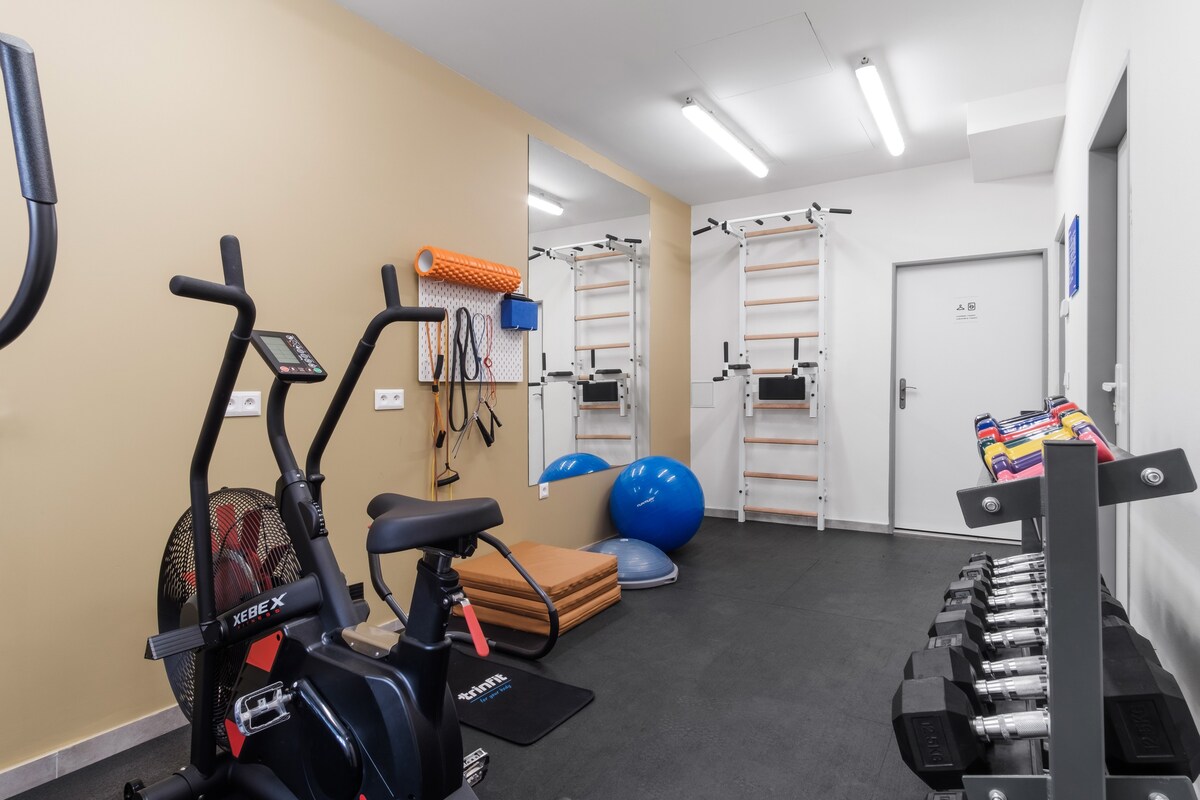 Iconic Ambience w/ A/C - Fitness - Center