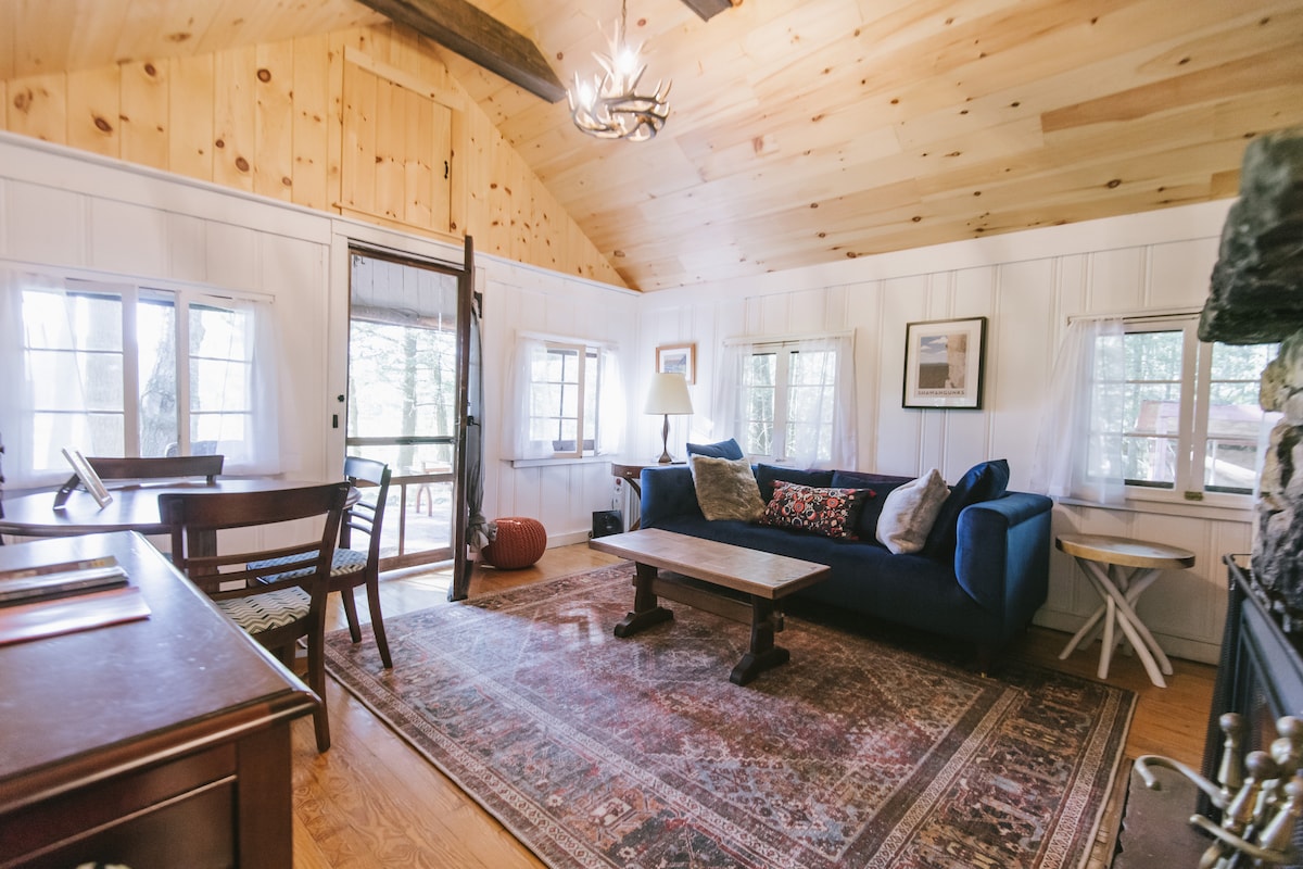 Authentic Catskills Log Cabin