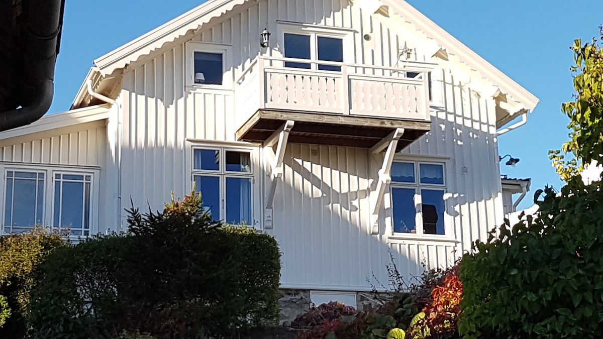 Lägenhet centralt i Grundsund