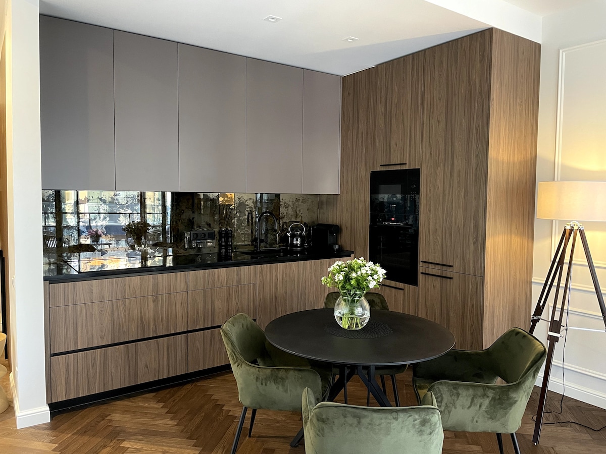Premium 1 bedroom apartment with terrace in Riga