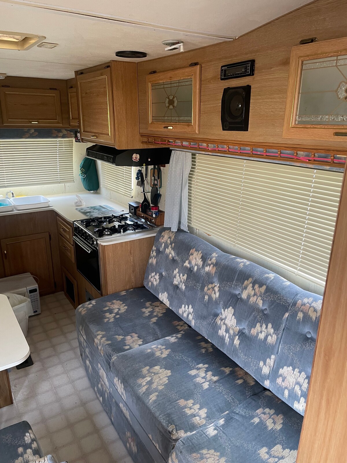 Vanguard Fifth wheel with room to sleep up to 6