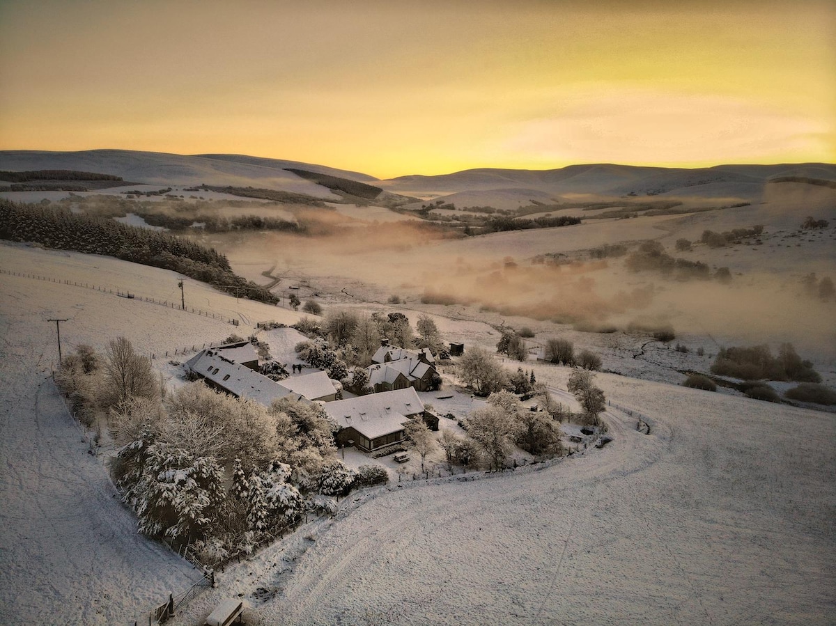 科里小屋（ Corrie Cottage ） -凯恩戈姆国家公园（ Cairngorms