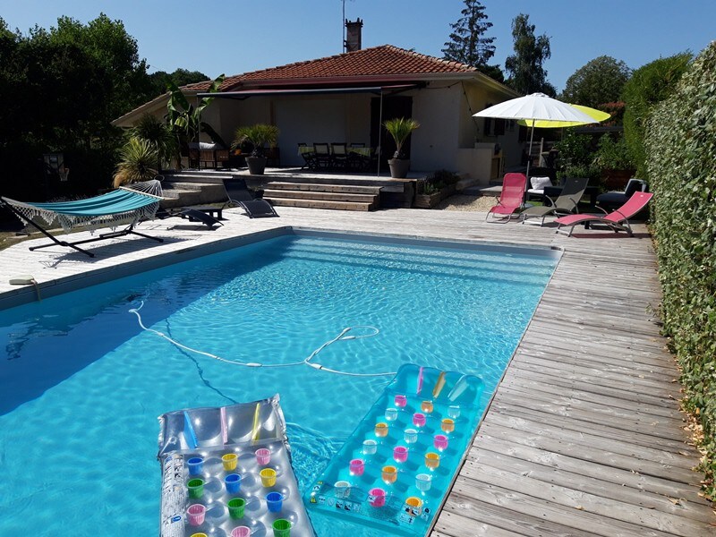 Maison avec jardin et piscine en entre-deux-mers