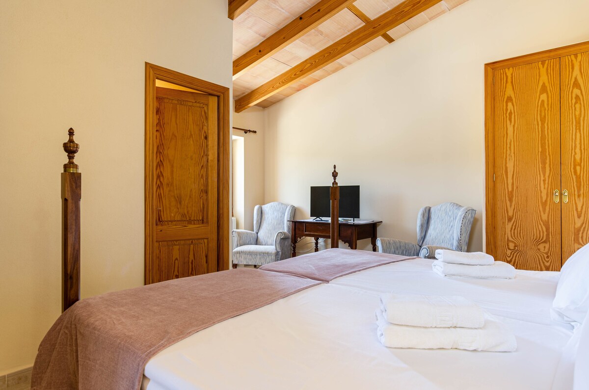 Room Talaia, Finca Es Rafal Agroturismo.