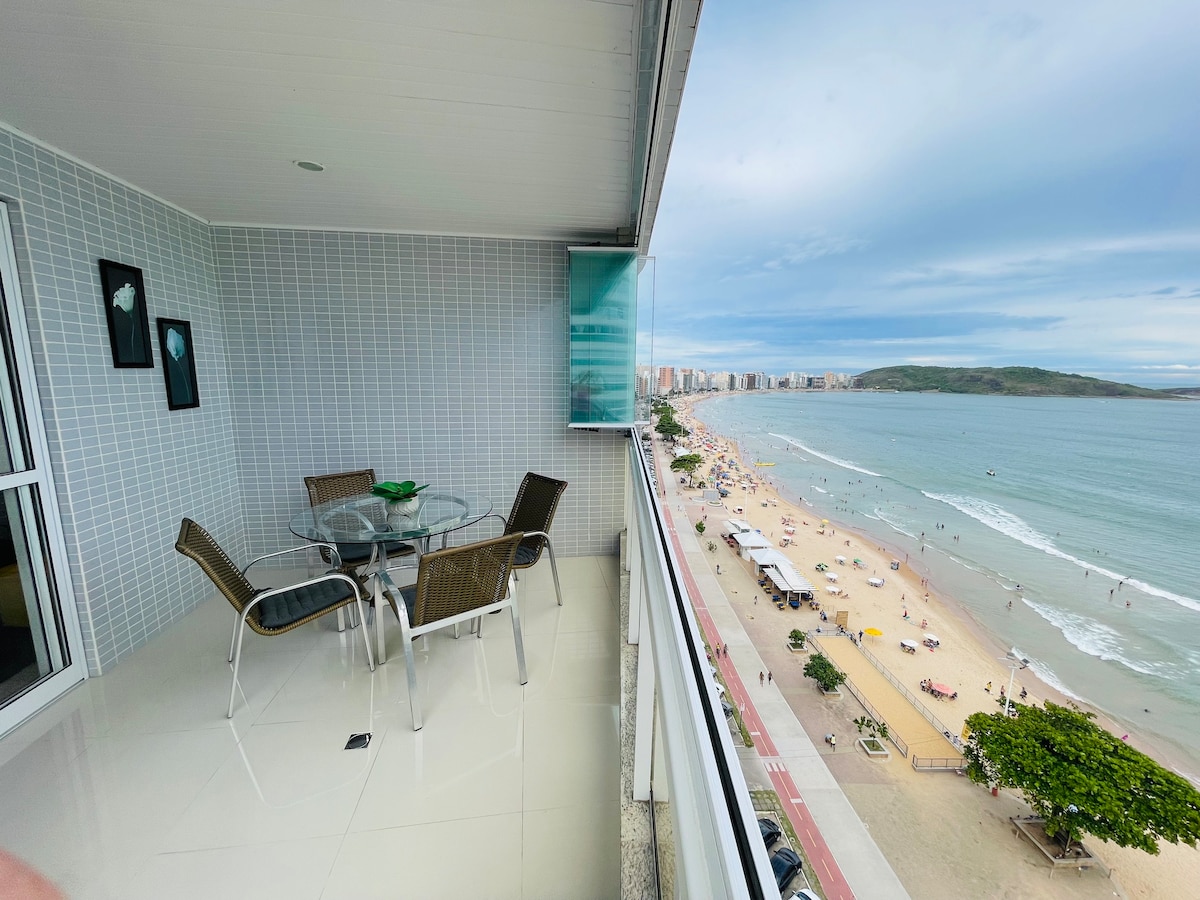 Topíssimo apartamento beira mar