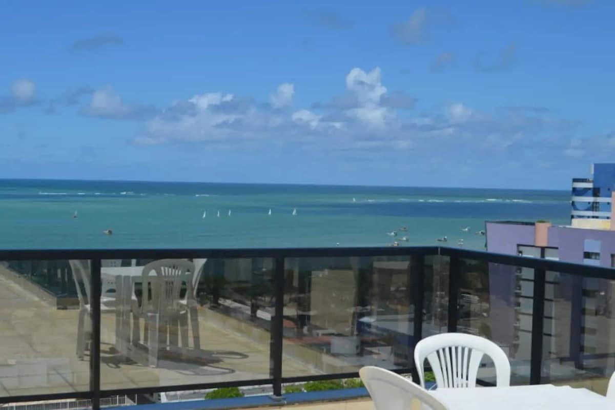 Apartamento na Praia de Pajuçara a sua espera ...