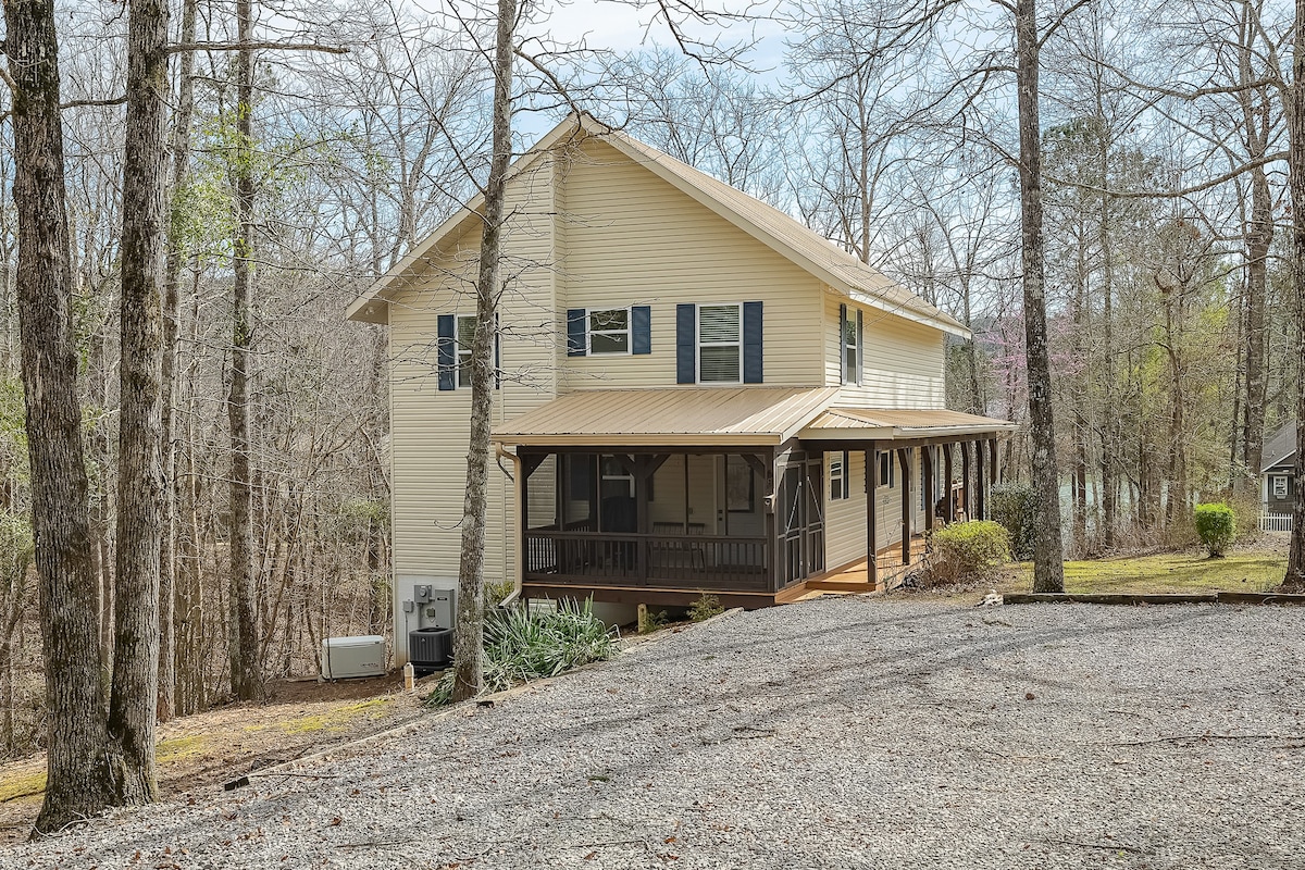 史密斯湖（ Smith Lake ）迷人的乡村小屋，带私人码头