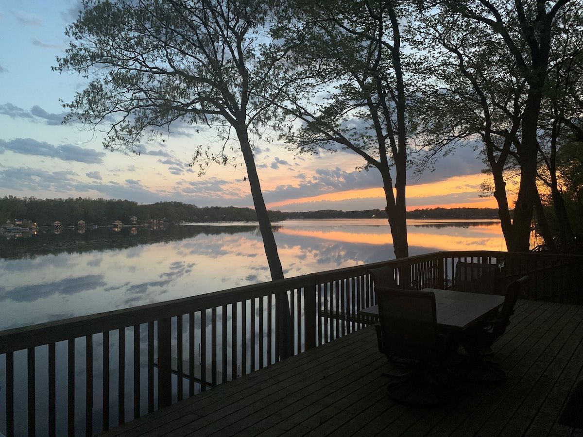 Amazing Lakefront Views:Relax:Recharge:Rejuvenate