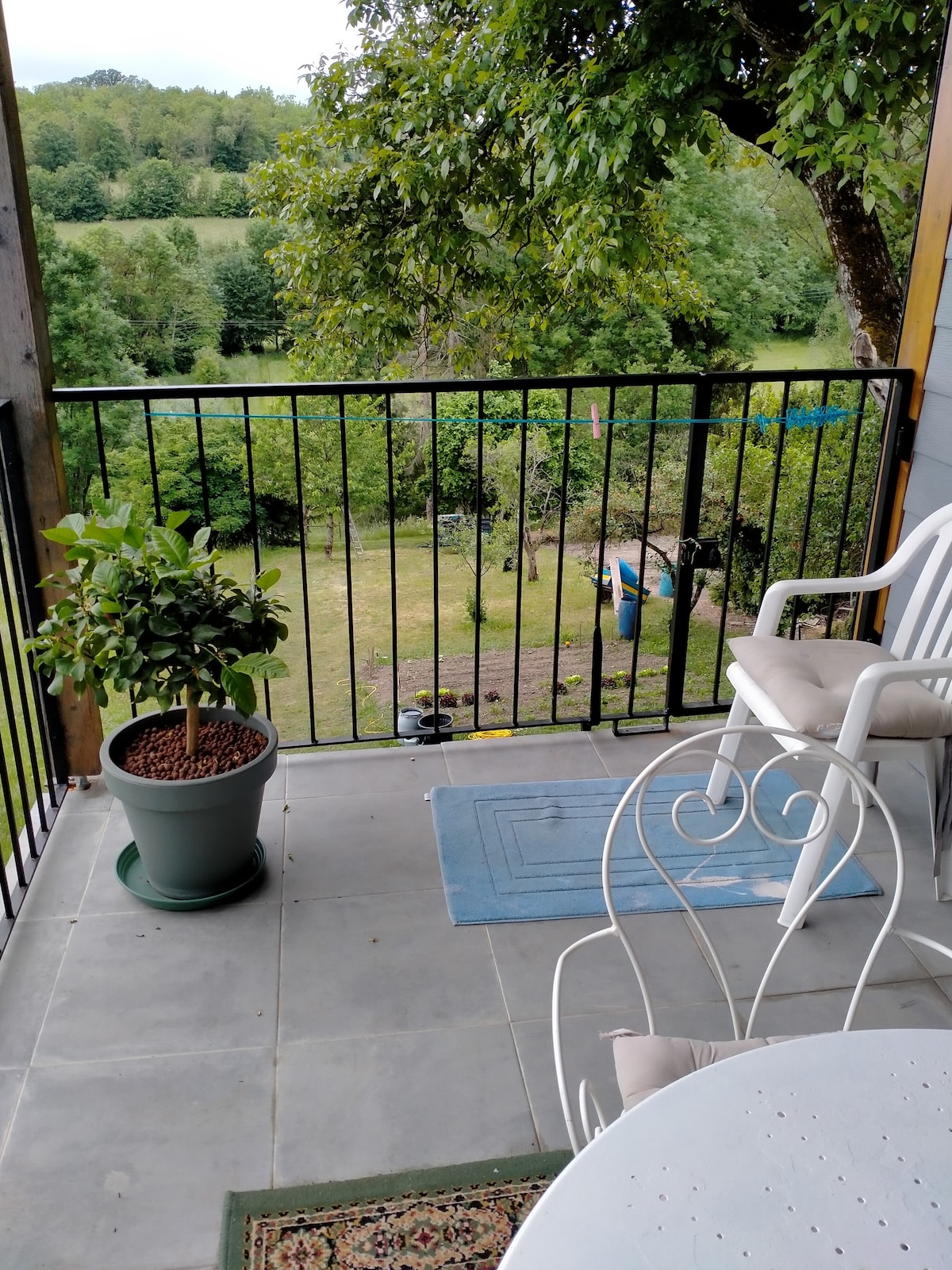 Studio à la campagne, pays des fruits et crêtes