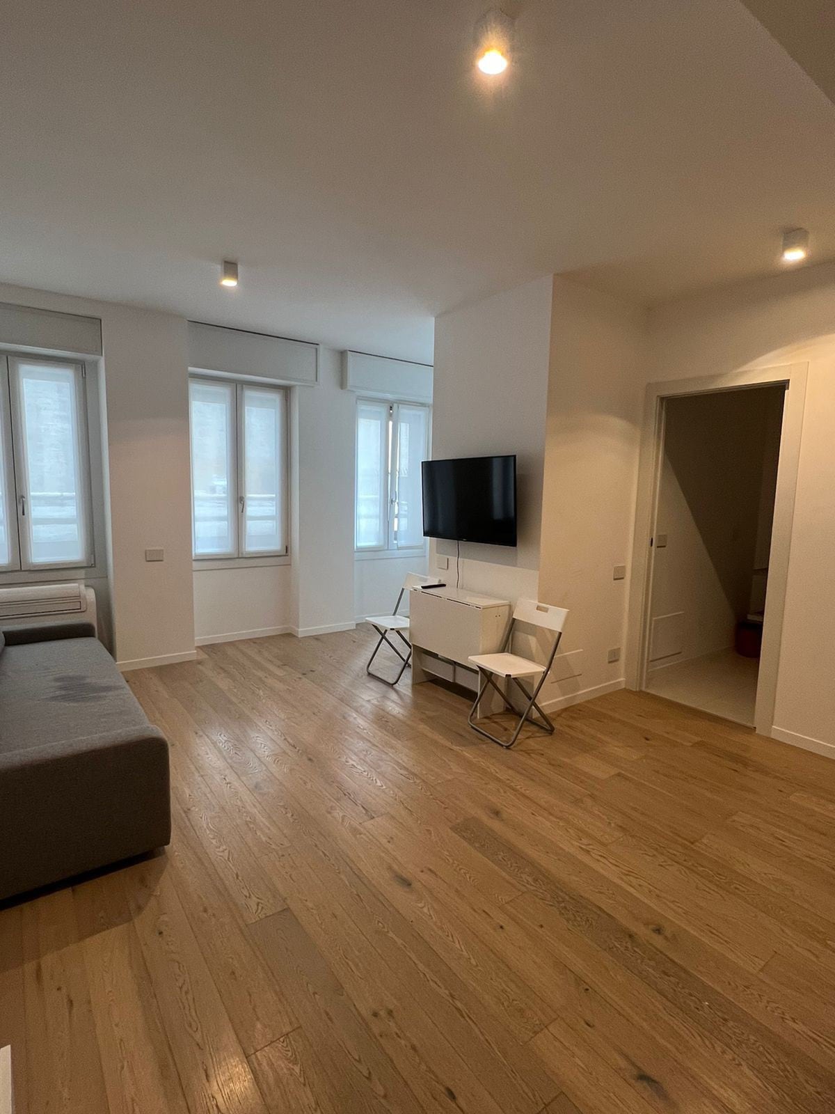 Lovely One bedroom condo in the heart of Milano