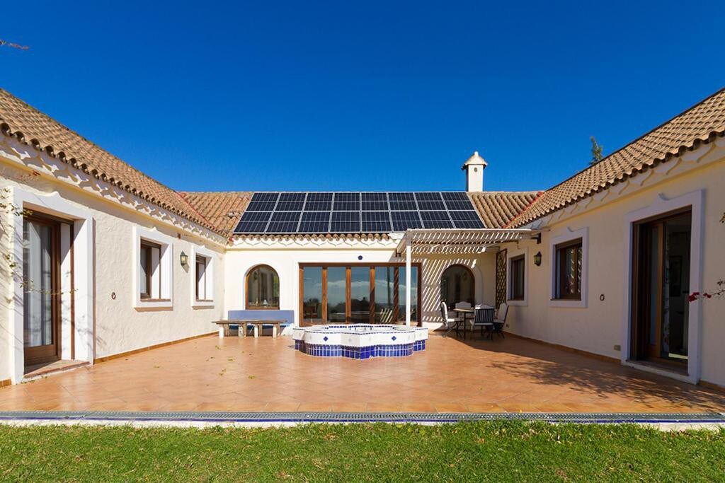 Magnifique villa avec piscine, vue océan et Tarifa