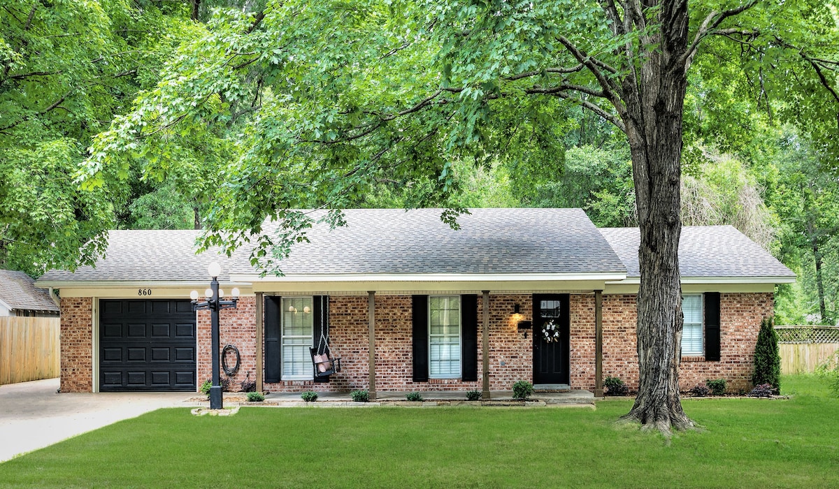 Southern Comfort. 3bd/2ba house in downtown Conway