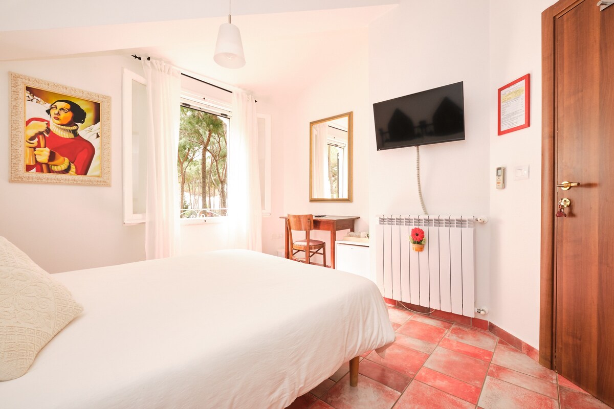 Bed and Breakfast La Villetta-Selenio Retrò Room