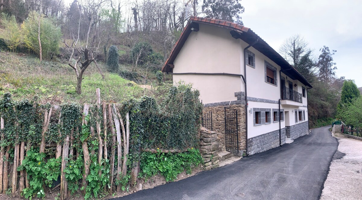 Casa Rural Santa Cruz-Mieres