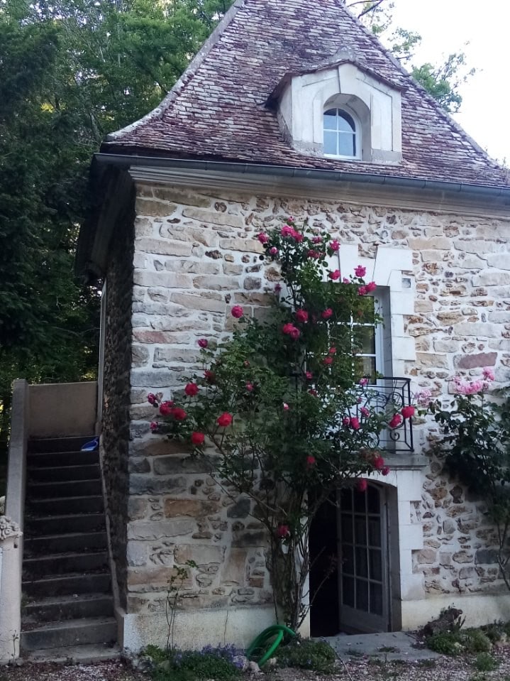 Studio duplex dans une propriété verdoyante