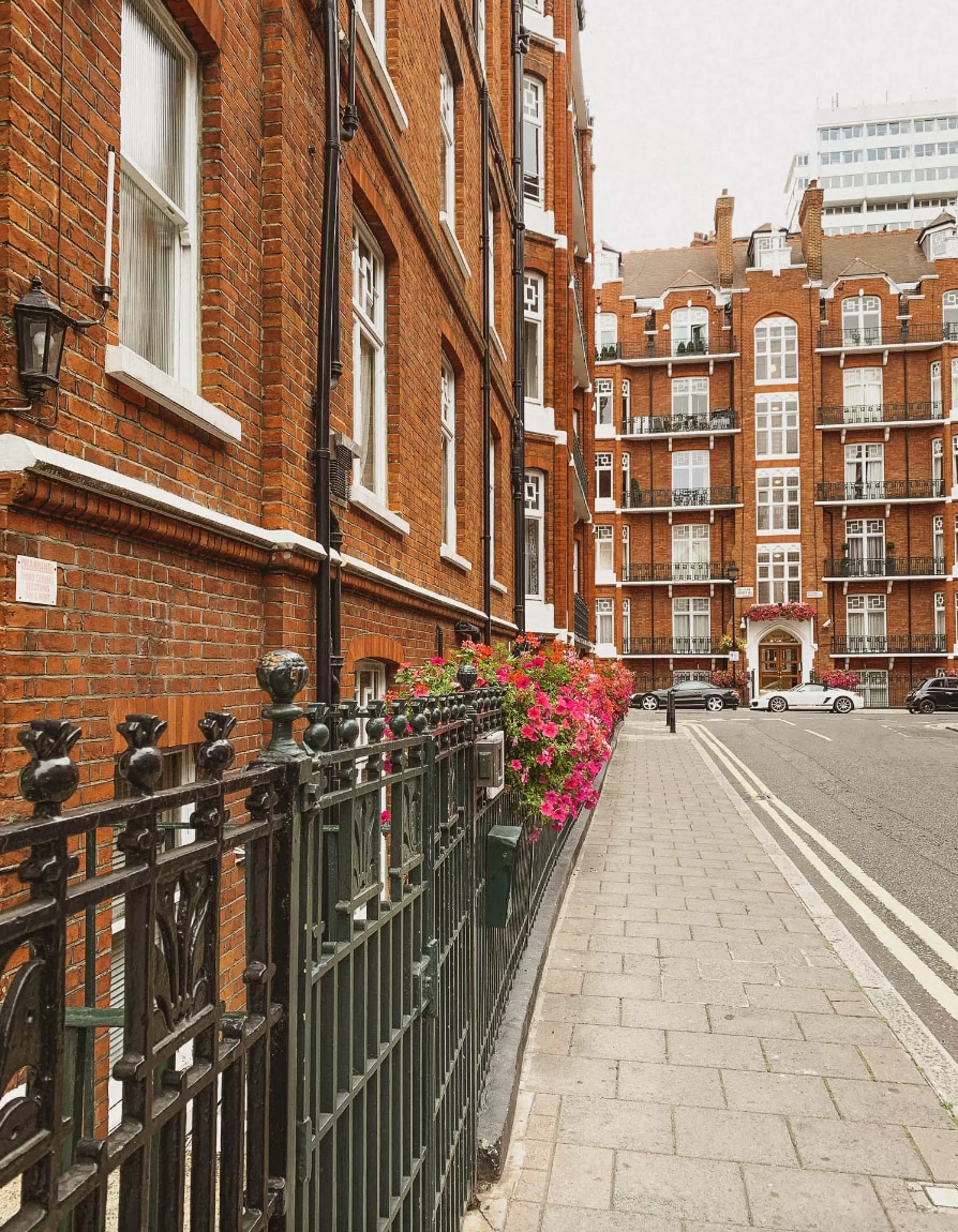 Sensationally Chic Flat in the BEST Location