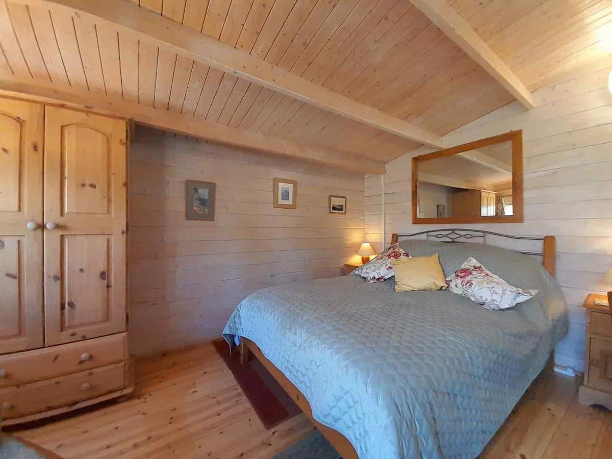 Cedar Cabin - A cozy retreat