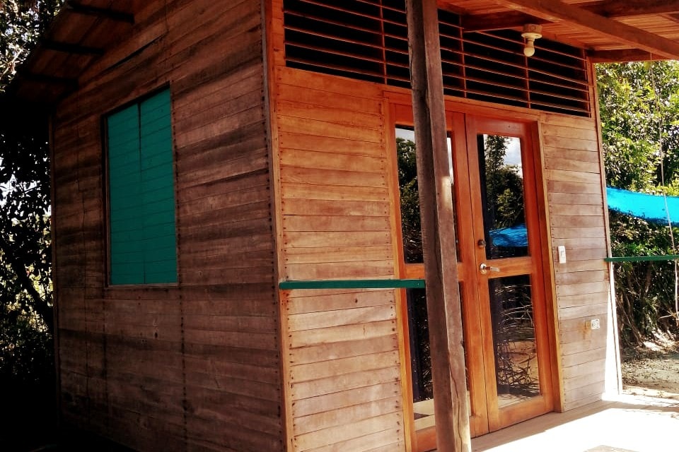 Freesoul旅舍，美丽的自然小木屋。