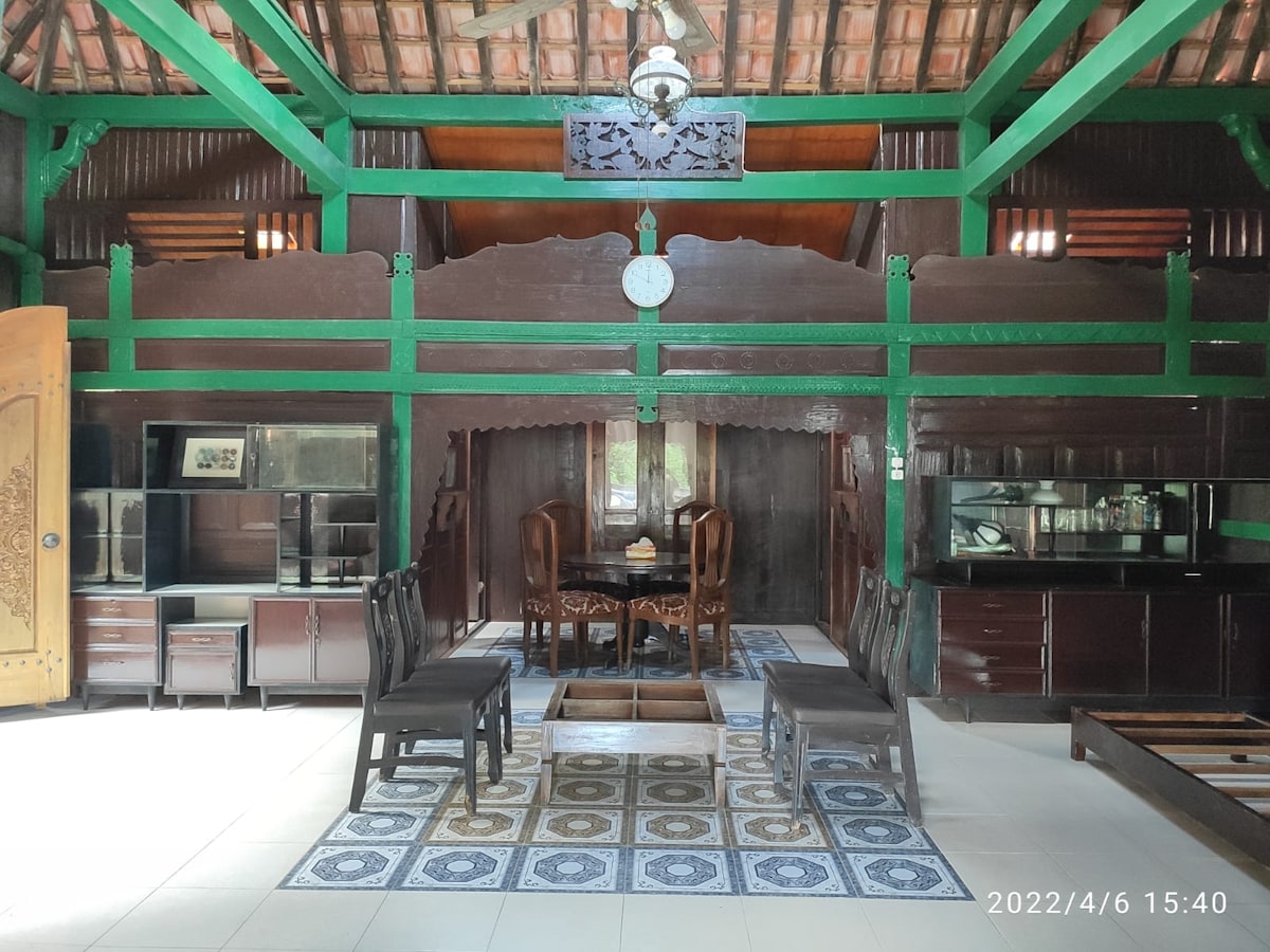 Kelana 4 Limasan Homestay Semarang