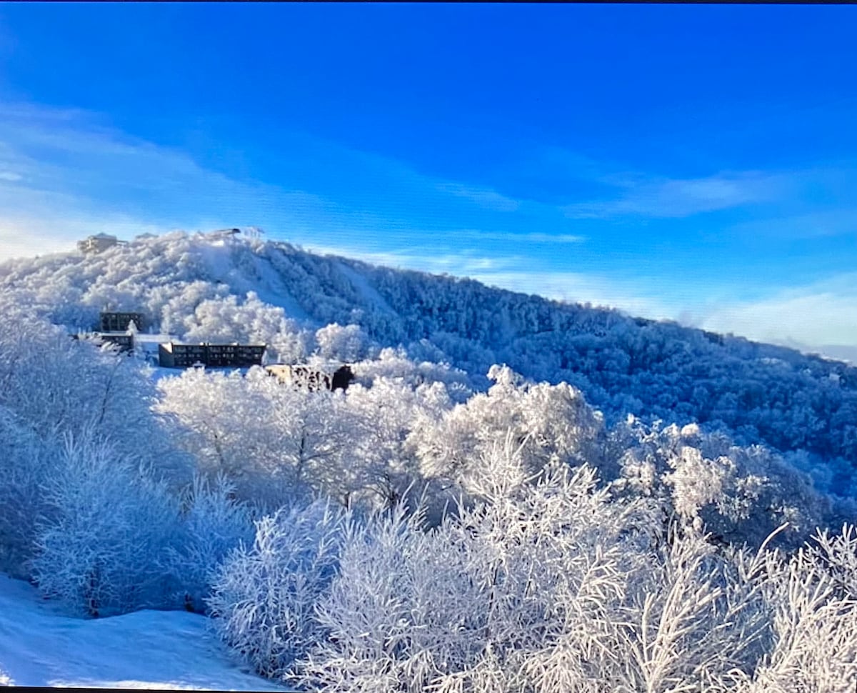 糖滑雪单间公寓， 200码即可抵达斜坡/泳池/热水浴缸