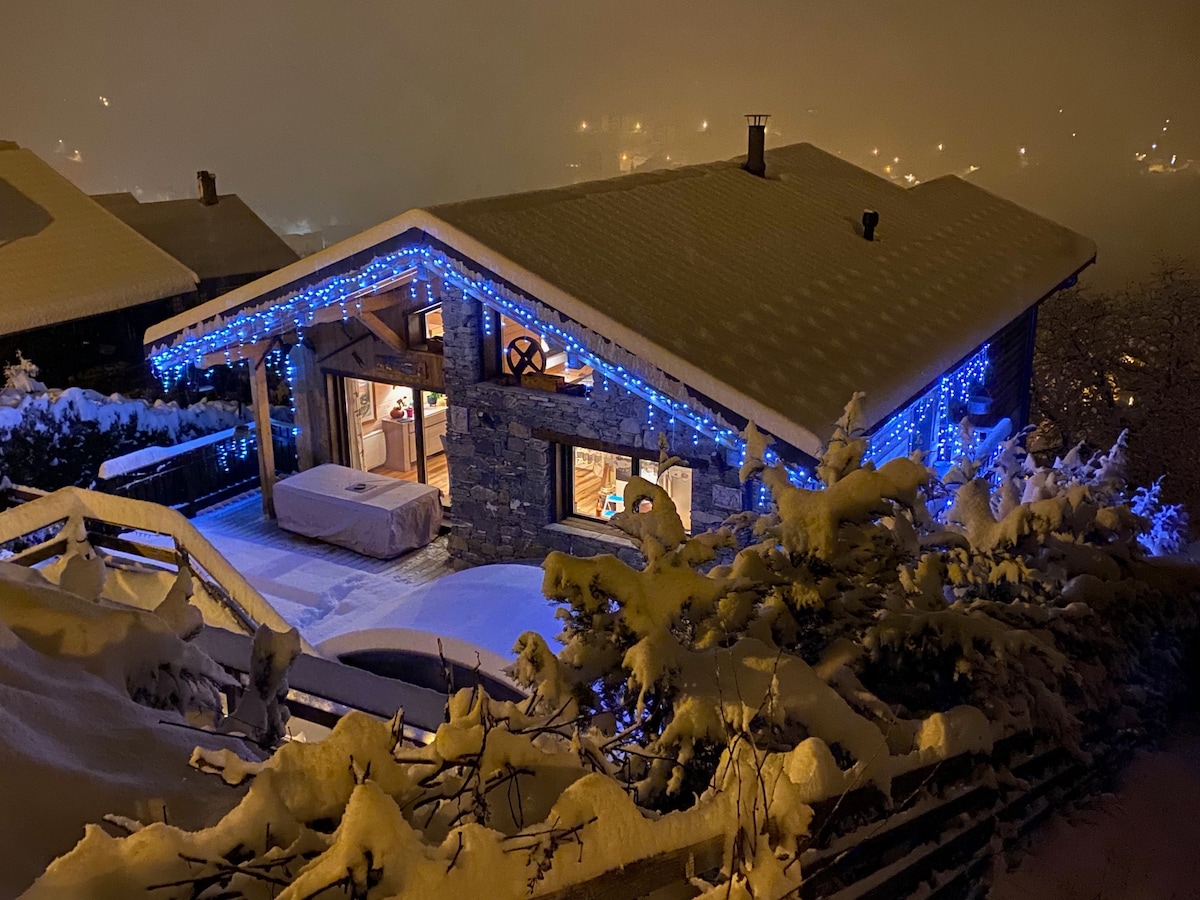 COURCHEVEL-MIBEL-BRIDES LES BAINS- TROIS VALLÉES