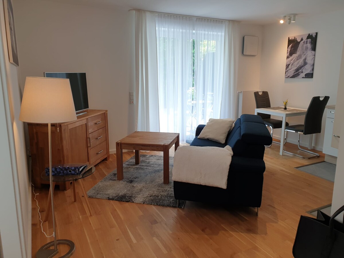 Ruhiges Apartment - Ferienwohnung/Wohnen auf Zeit