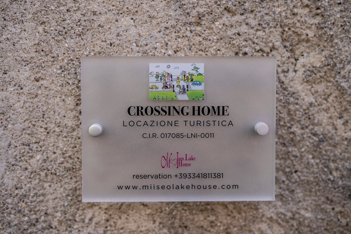 Crossing House Center （ CIR 017085-LNI-00011 ）