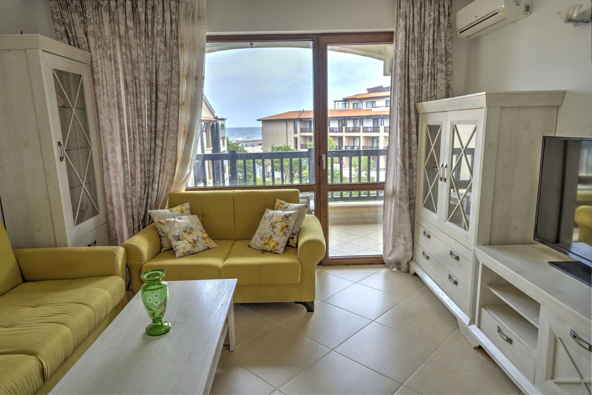 Oasis Luxury Apartment C33 at Oasis beach Club