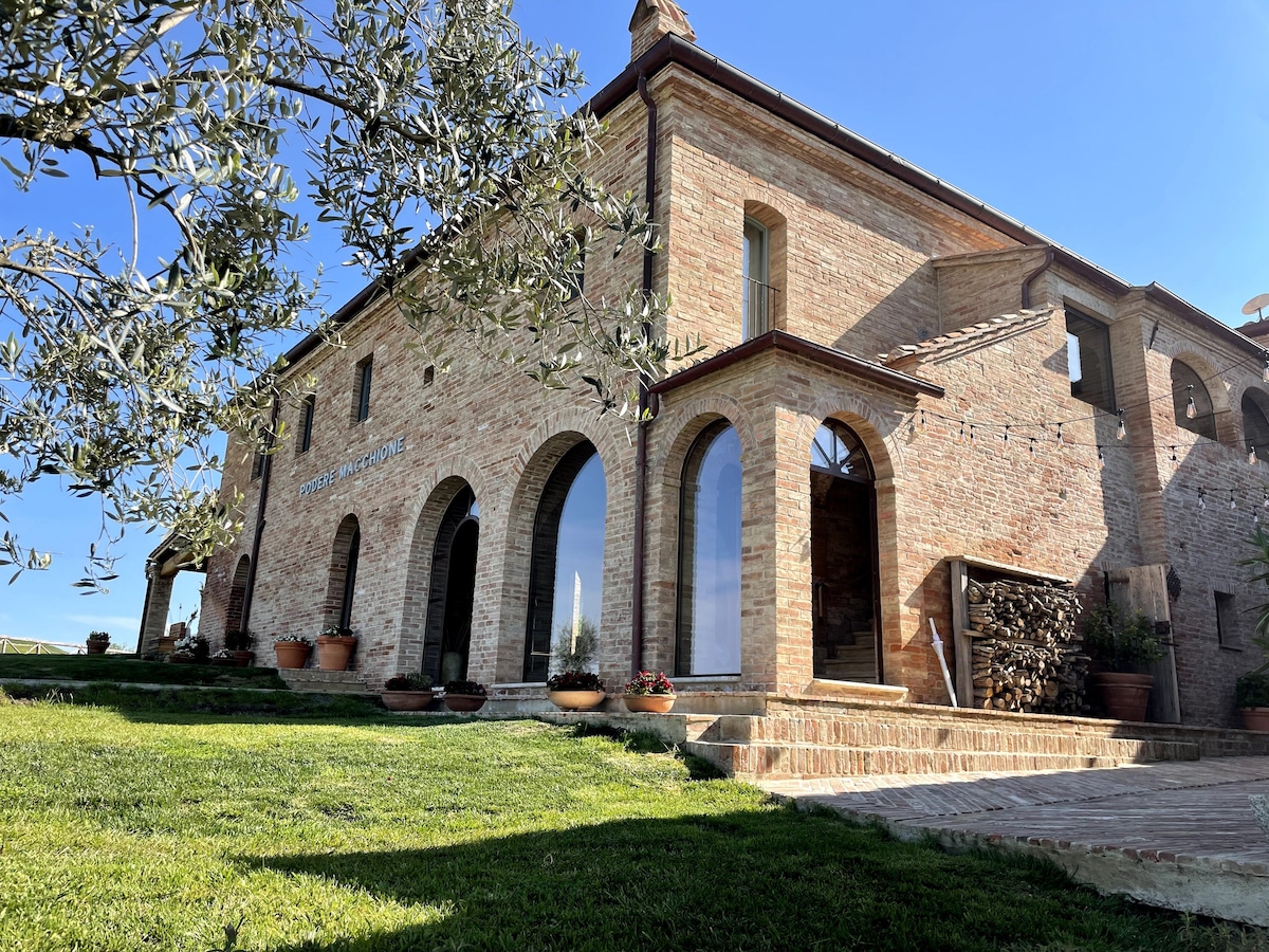 Beautiful 5 bedroom Tuscan Villa