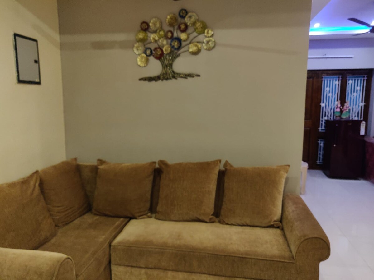 Luxorious Independent 2 BHK Serviced apartment