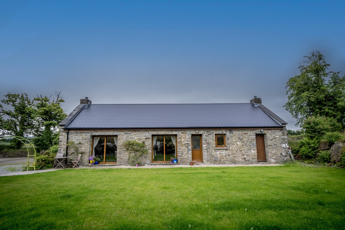 Water and Wildwood - The Bothy Cottage