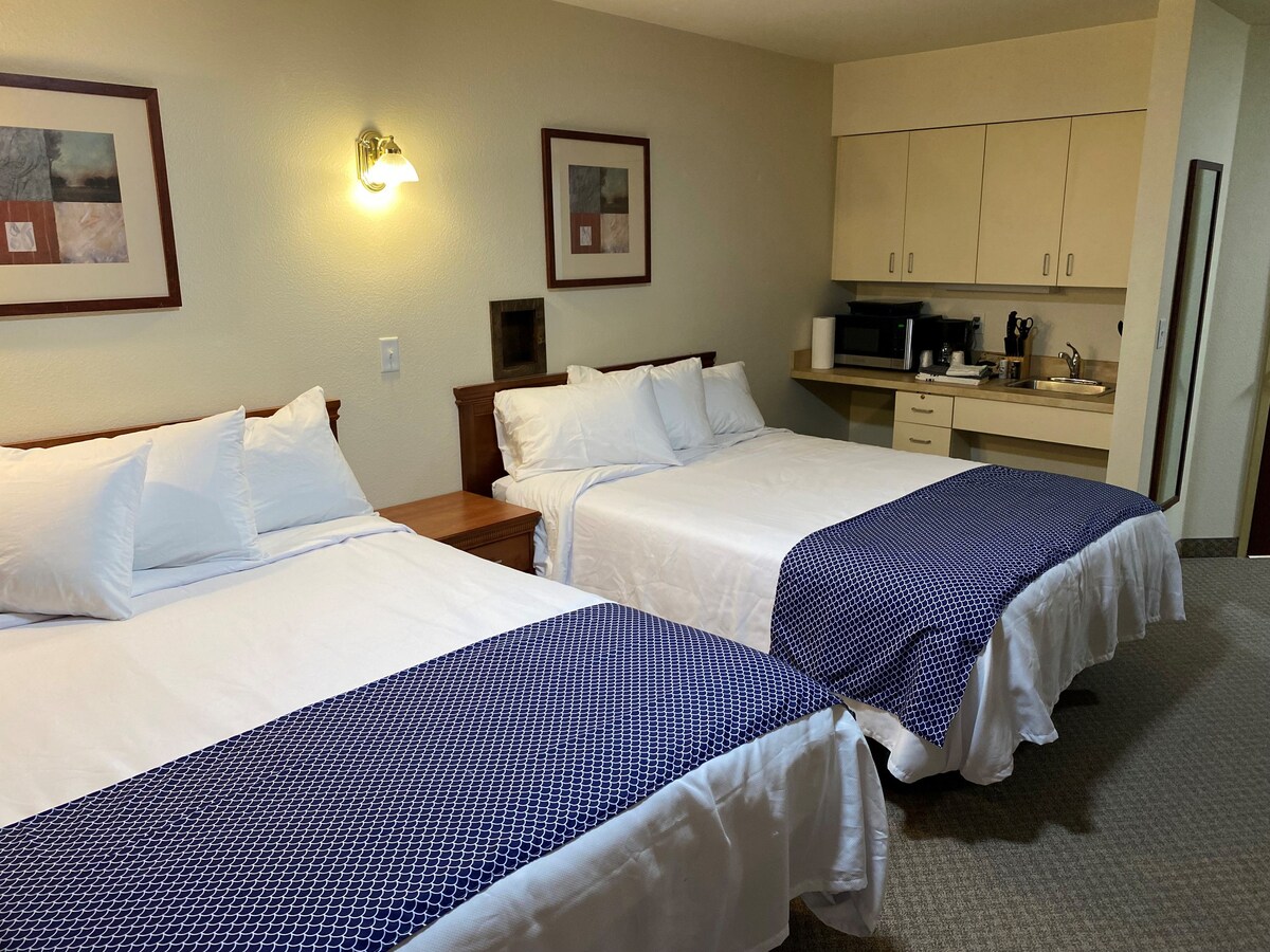 S7双人标准双人床，带小厨房，位于17间客房Lodge