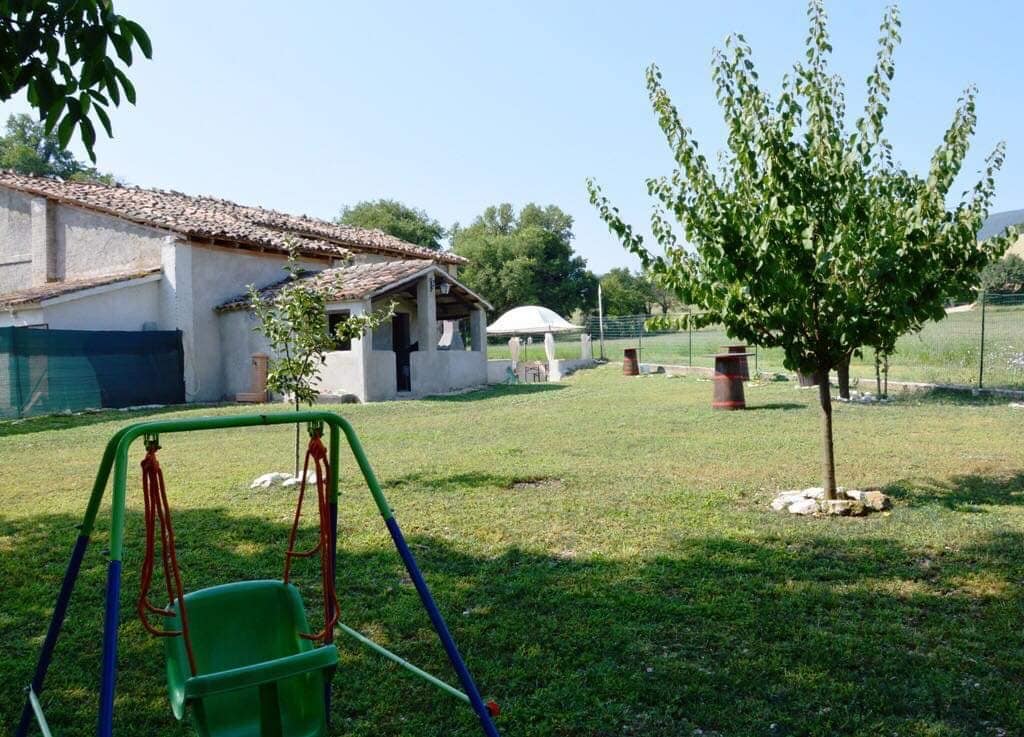 APPARTAMENTO INCANTEVOLE CON PISCINA