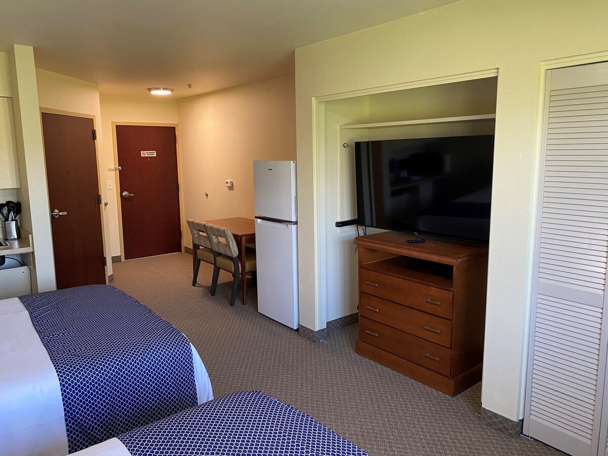 S11双人标准双人床，带小厨房，位于17间客房Lodge