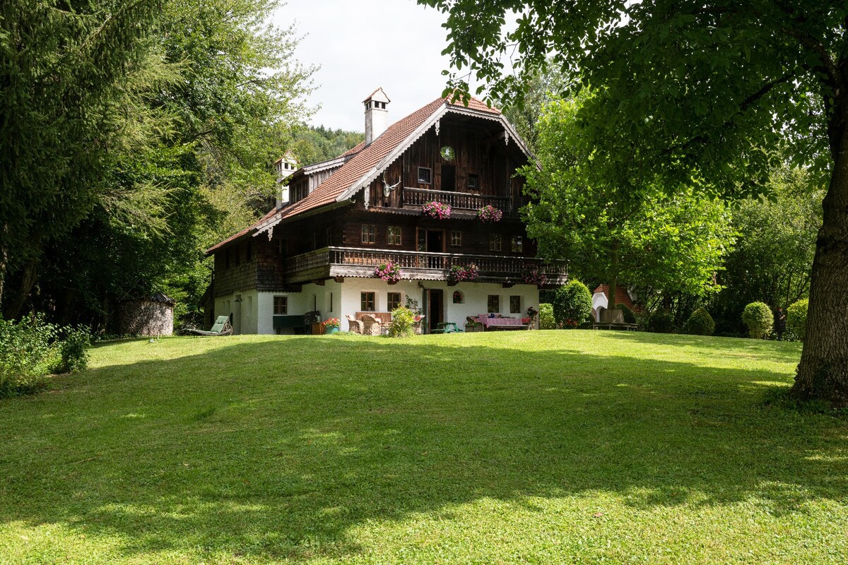 Charming & Unique Austrian Style Country House