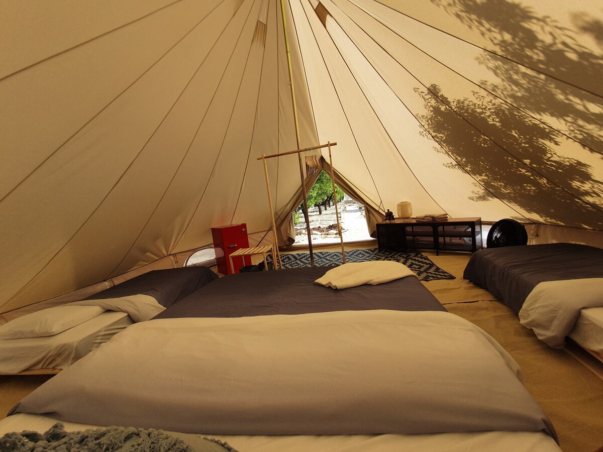 *Glamping* Belltent for nature lovers+ Pool
