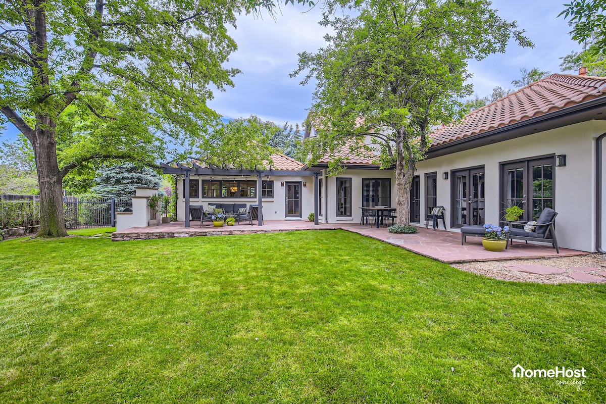 Chic Home w/Lush Garden & Hot Tub, Near Pearl St.