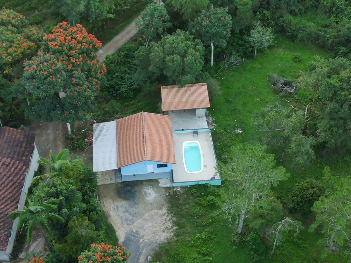 Casa com piscina em Iporanga, no PETAR.