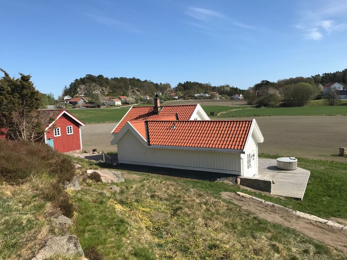 Sjarmerende sørlandshus nær sjøen ved Grimstad