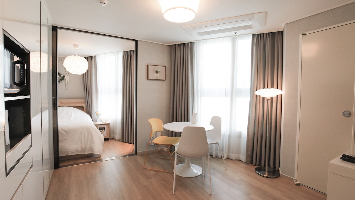 WECOSTAY Myeongdong G1 (1인실)