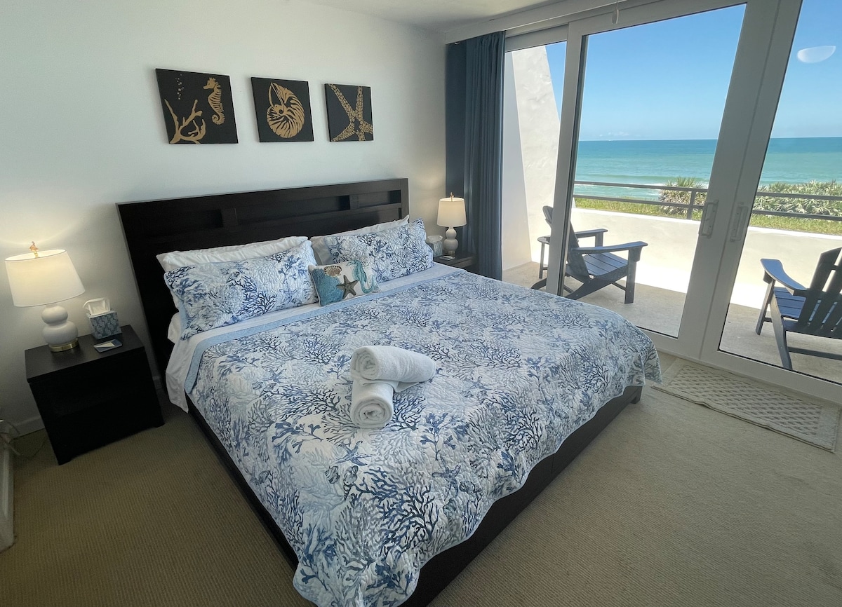 Flagler Beach Ocean-View Townhome-Sunrise Surprise