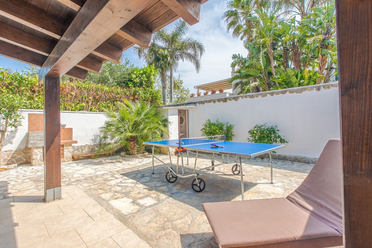 M016 Villa Agave - tavolo ping pong, mare a 500 m