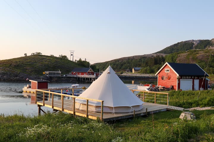 Rødøy的民宿