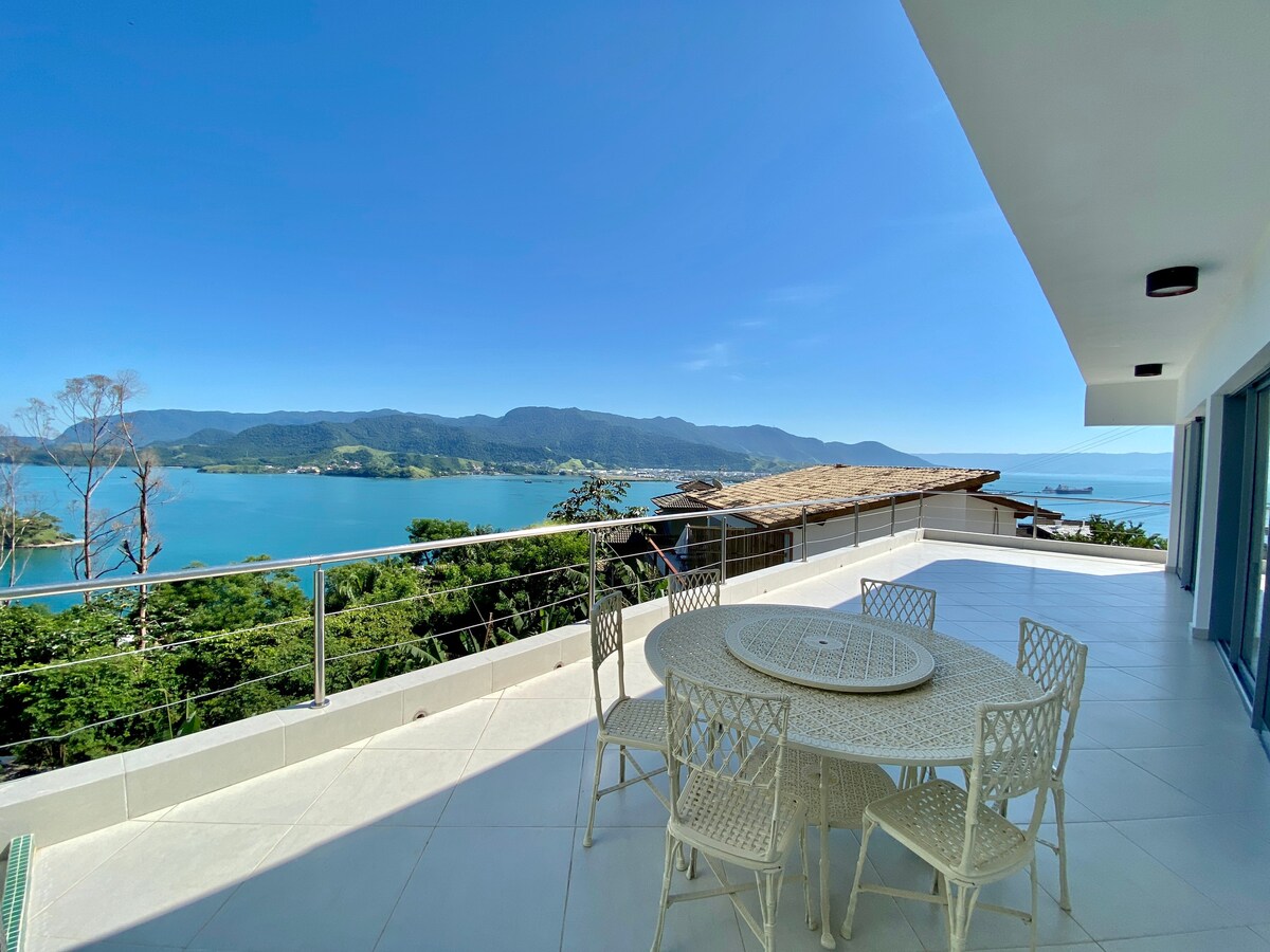 Casa com Vista Espetacular to the Sea of Ilhabela